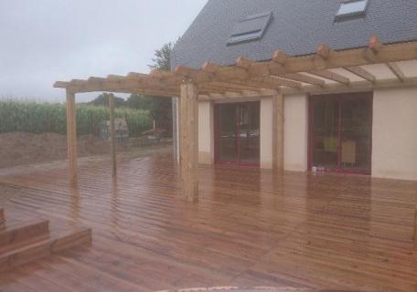 Terrasse en bois à Allaire